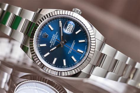 rolex datejust 41 woman.